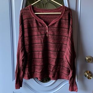 American Eagle long sleeve tee